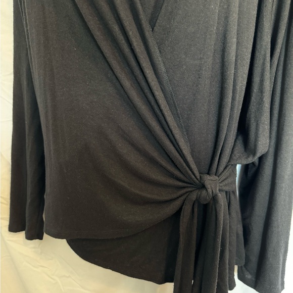 Lane Bryant plus size Side Tie Wrap Sweater.  Black. Size 30/32. V neck - Picture 3 of 6